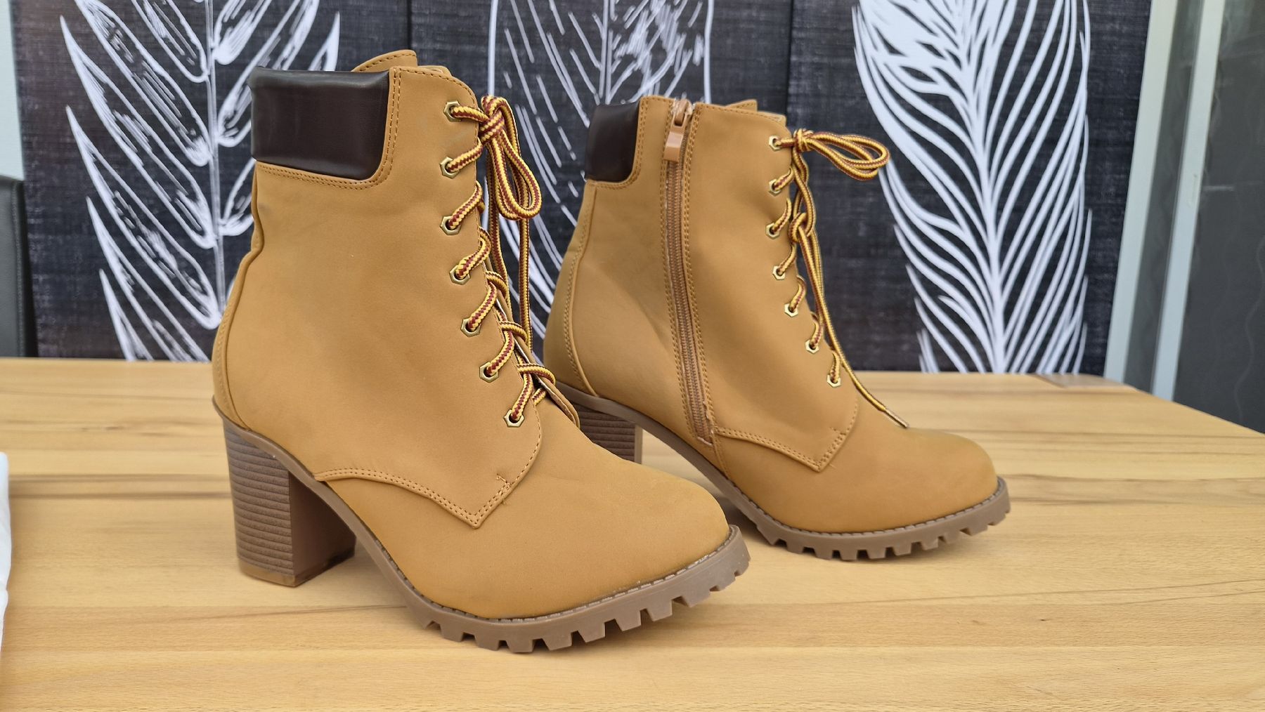 Damenschuhe: Stiefeletten Gr. 41 camelfarbig  – Gebraucht aus Winznau von banditgsf