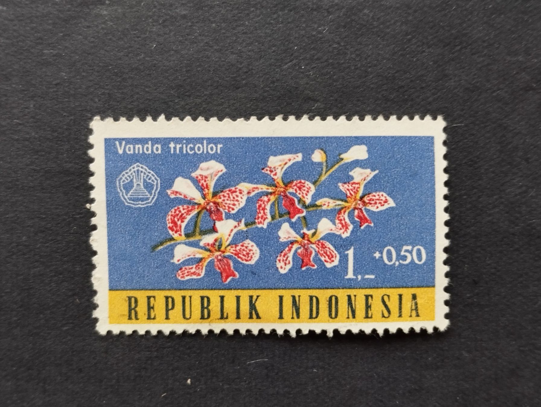 Tous les timbres: Indonesien - 1 x Orchideen – D'occasion à Villars-sur-Glâne par MiguelDelgado