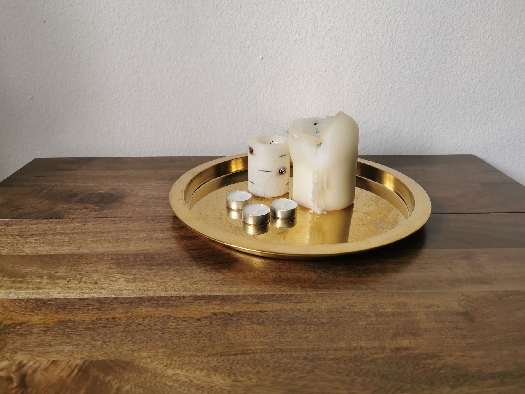 Tutte le decorazioni: IKEA GLATTIS Tablett, messingfarben – wie neu – Usato da Lenzburg venduto da kgei