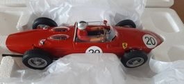 Ferrari 156 Dino Sharknose F1  Graf Berghe von Trips 1:18