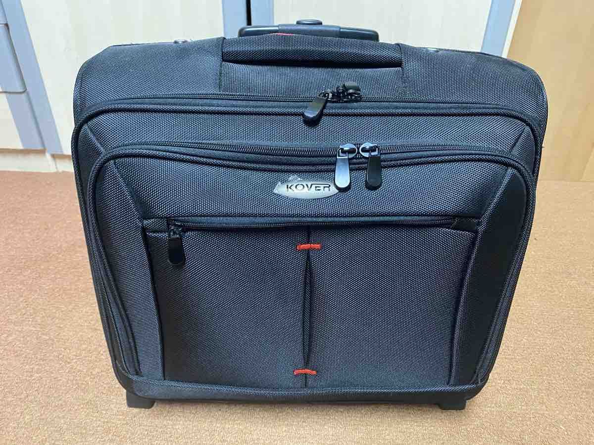 Valigie: Kover Rollkoffer Schwarz Handgepäck – Nuovo (secondo la descrizione) da Baden venduto da Bbdesign