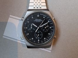 Seiko 7A28 Chronograph – "Speedmaster"