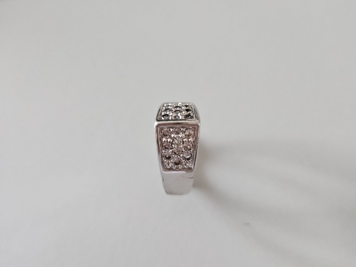 Ringe: Ring mit Zirkonia, Grösse 51 – Gebraucht aus Urdorf von Colina 9