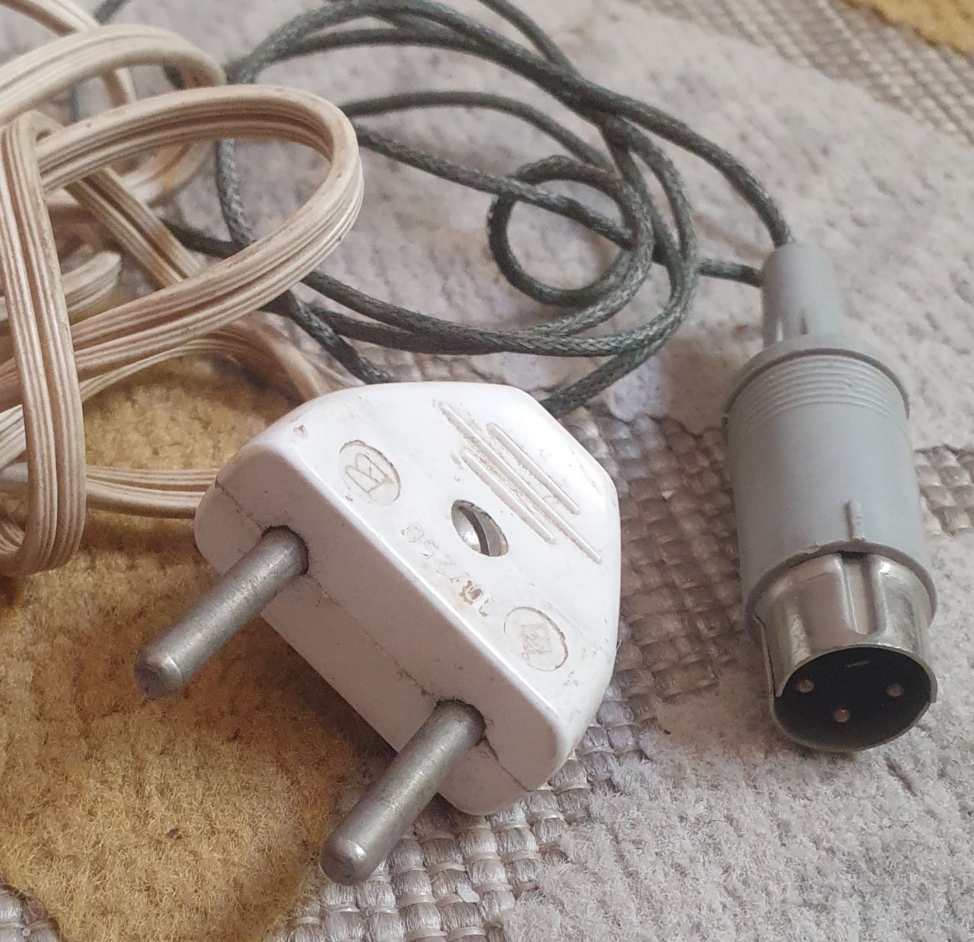 Lenco Giradischi: Lenco J-581 Plattenspieler – Difettoso da Pfäffikon ZH venduto da edwinstarr1 5