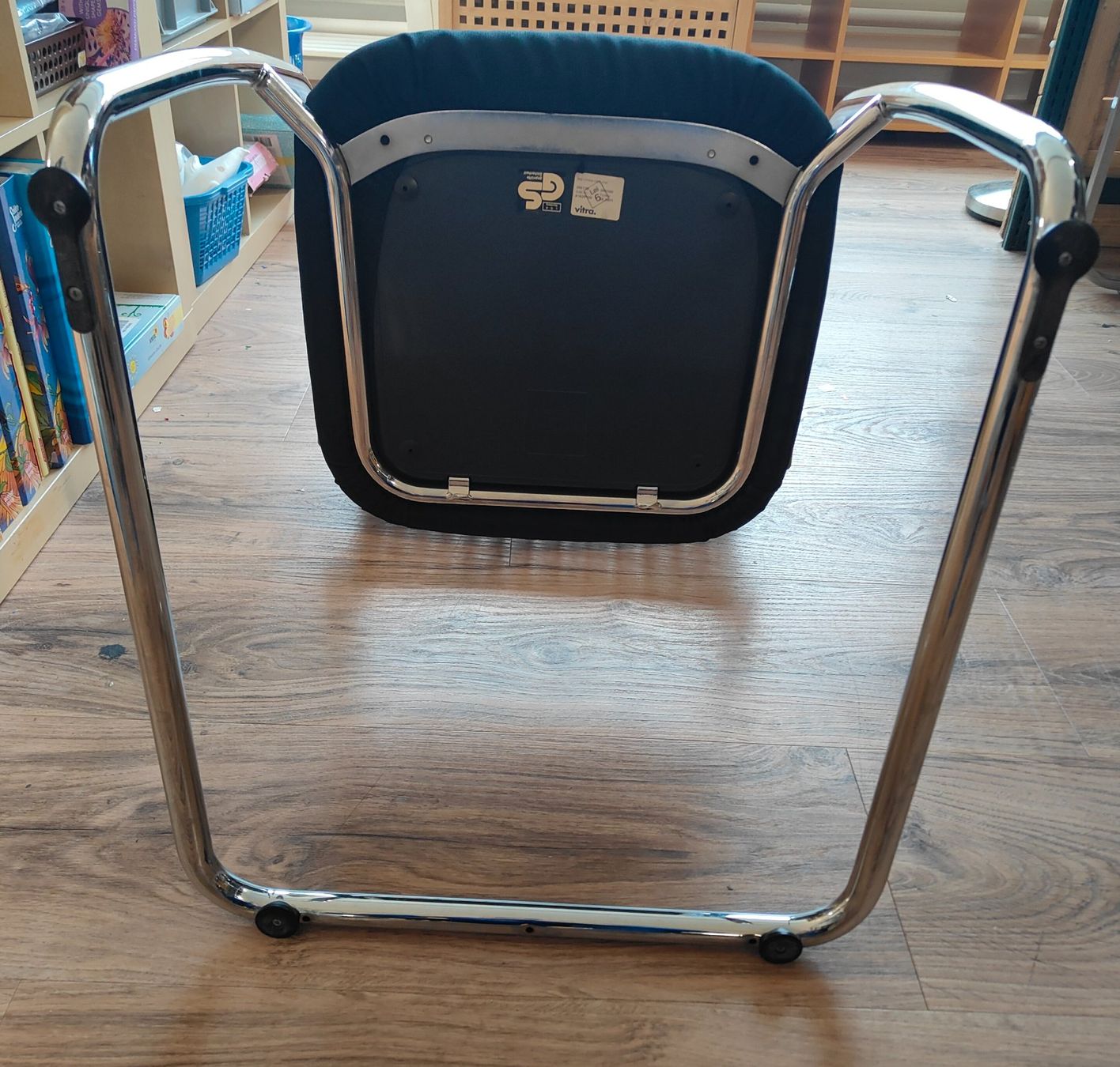 Vitra Sedie: Vitra Stuhl Freischwinger – Usato da Basel venduto da bk_brockibasel 3