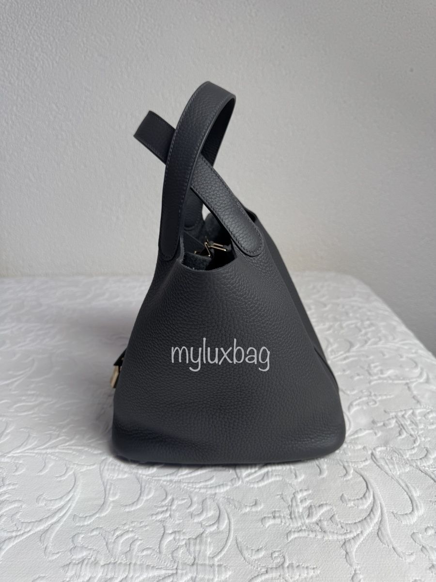 Hermès Borse da donna: Hermès Picotin Lock 22 Clémence Ardoise Permabrass Hardware – Nuovo (secondo la descrizione) da Wil SG venduto da Myluxbag 4