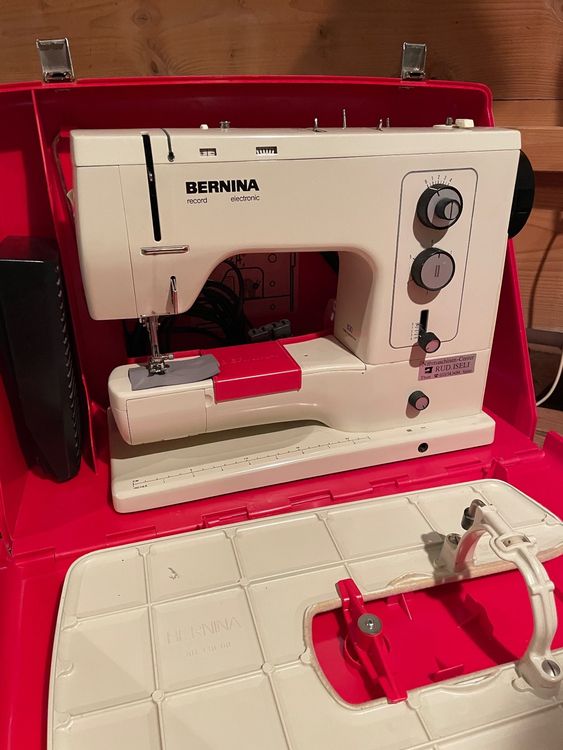 Bernina 850 Nähmaschine in sehr gutem Zustand Kaufen auf Ricardo