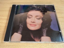 E2 Sally Oldfield – Femme