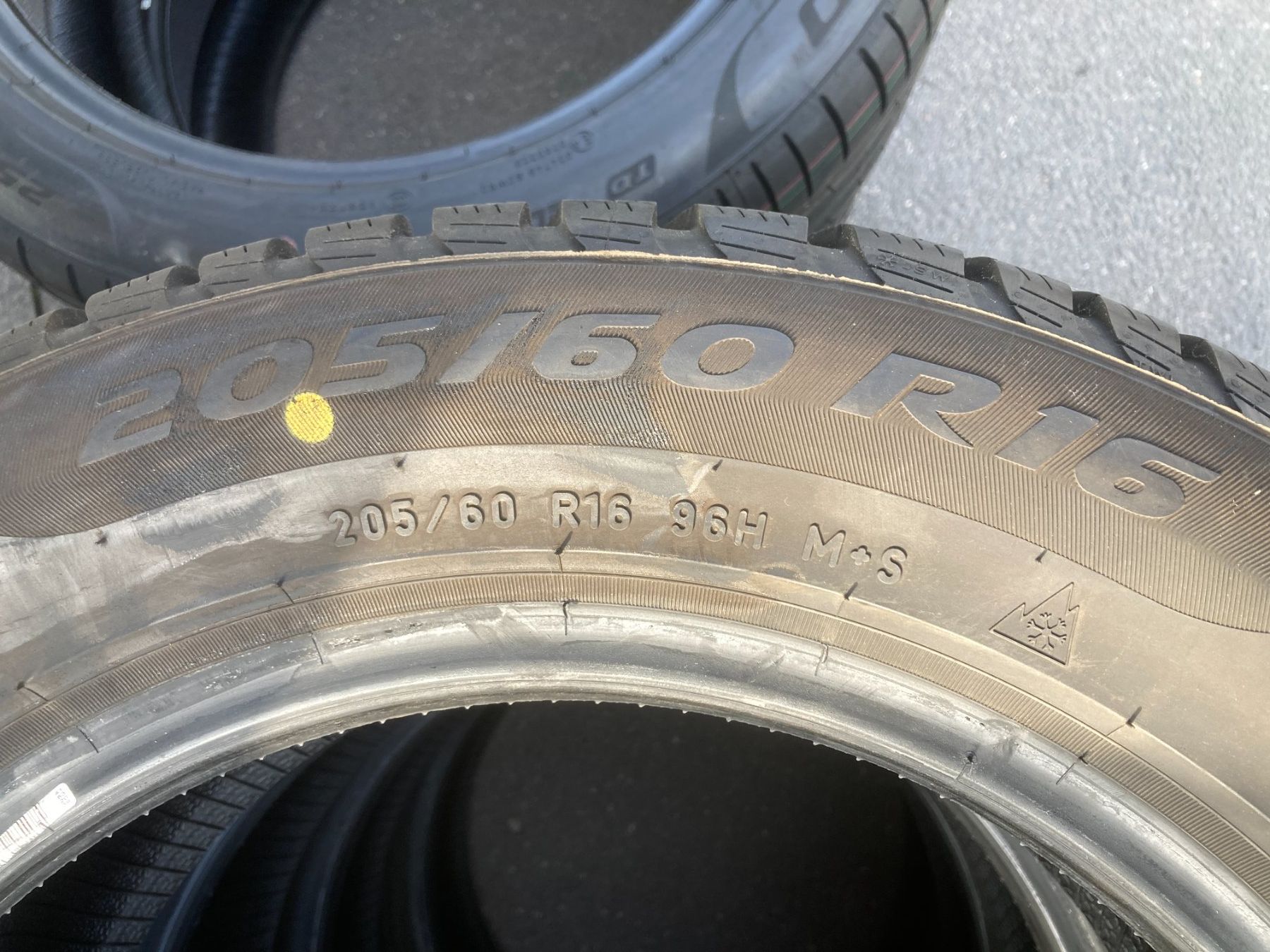 Pirelli Pneumatici & Ruote complete: 205/60R16 Winterpneu Pirelli – Nuovo e nell'imballaggio originale da Cham venduto da Cham6332 3