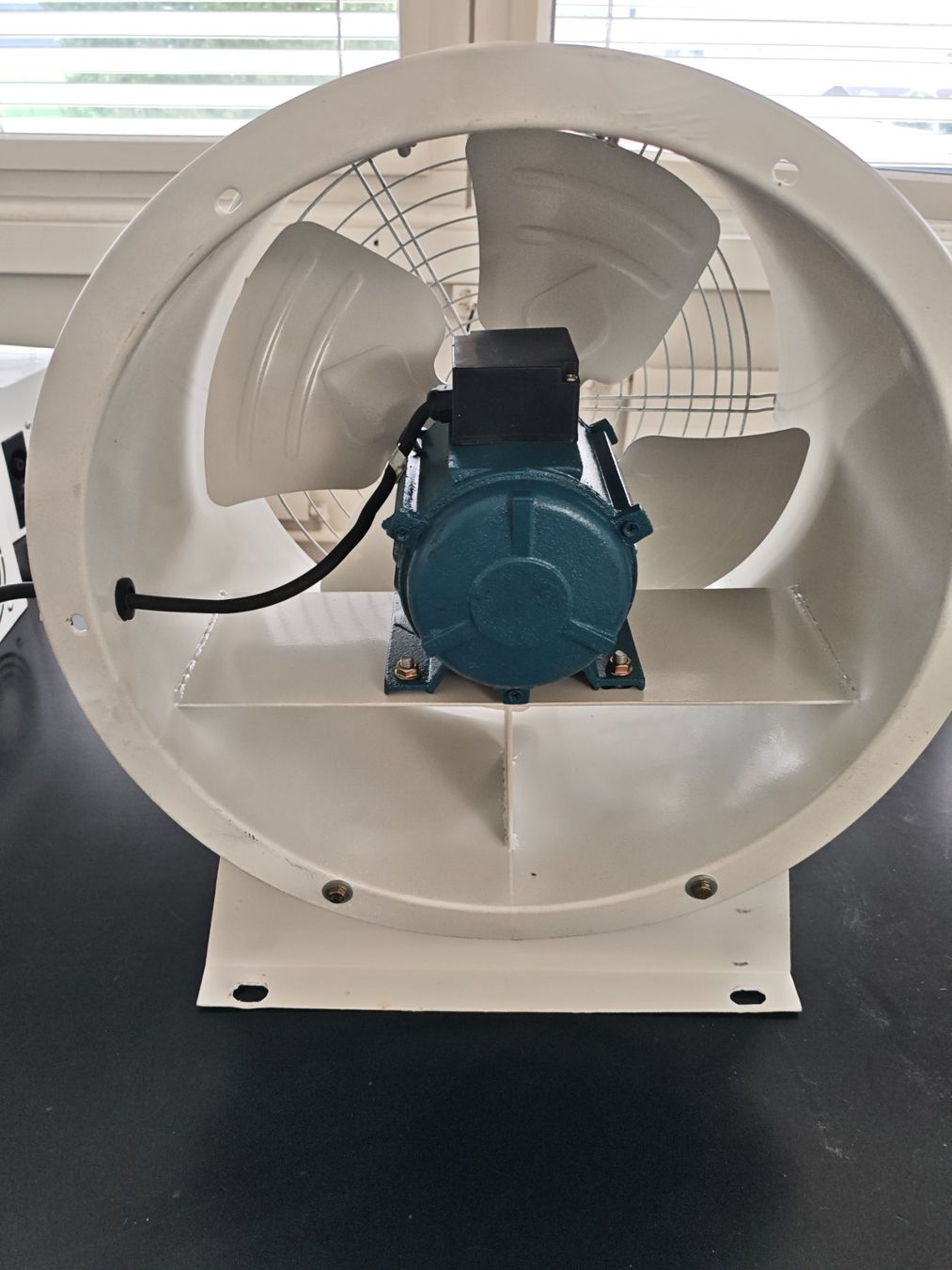 Ventilatori: Ventilator,, Industrie Ventilator, frisch ... – Usato da Dübendorf venduto da tho_v2cs 1