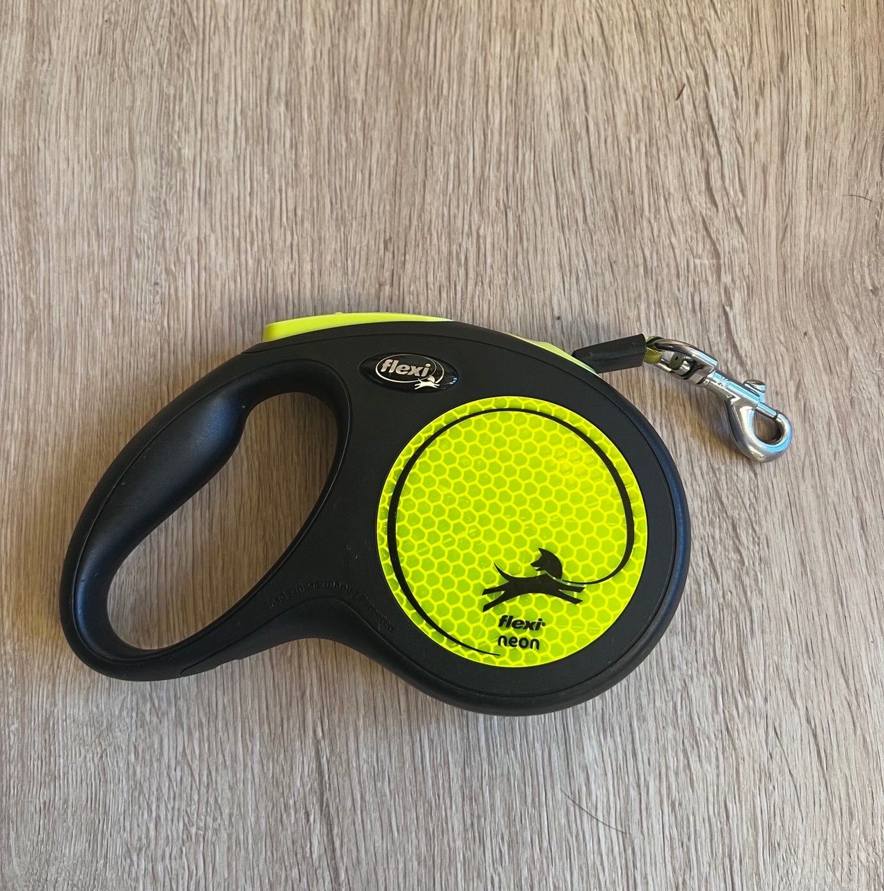 Flexi Guinzagli & Collari: FLEXI Dog Leash – Usato da Vésenaz venduto da ane_l7pg