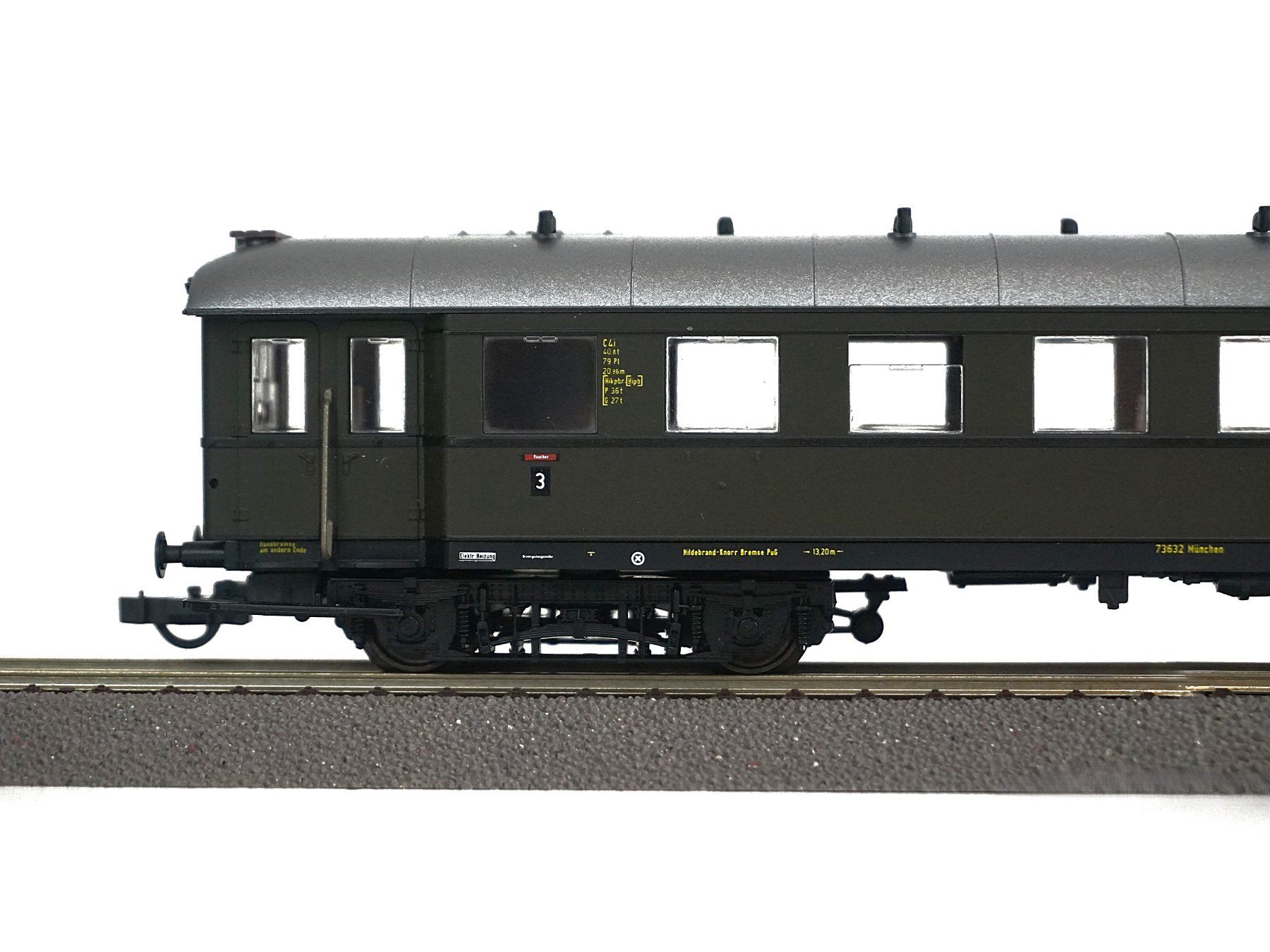Roco Modelleisenbahnen: DR Eilzugwagen 3. Kl Set Roco 44551 – Gebraucht aus Pratteln von  2