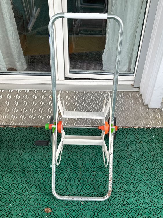 Aduls. Aufroll Wagen für GartenSchläuche Kaufen auf Ricardo