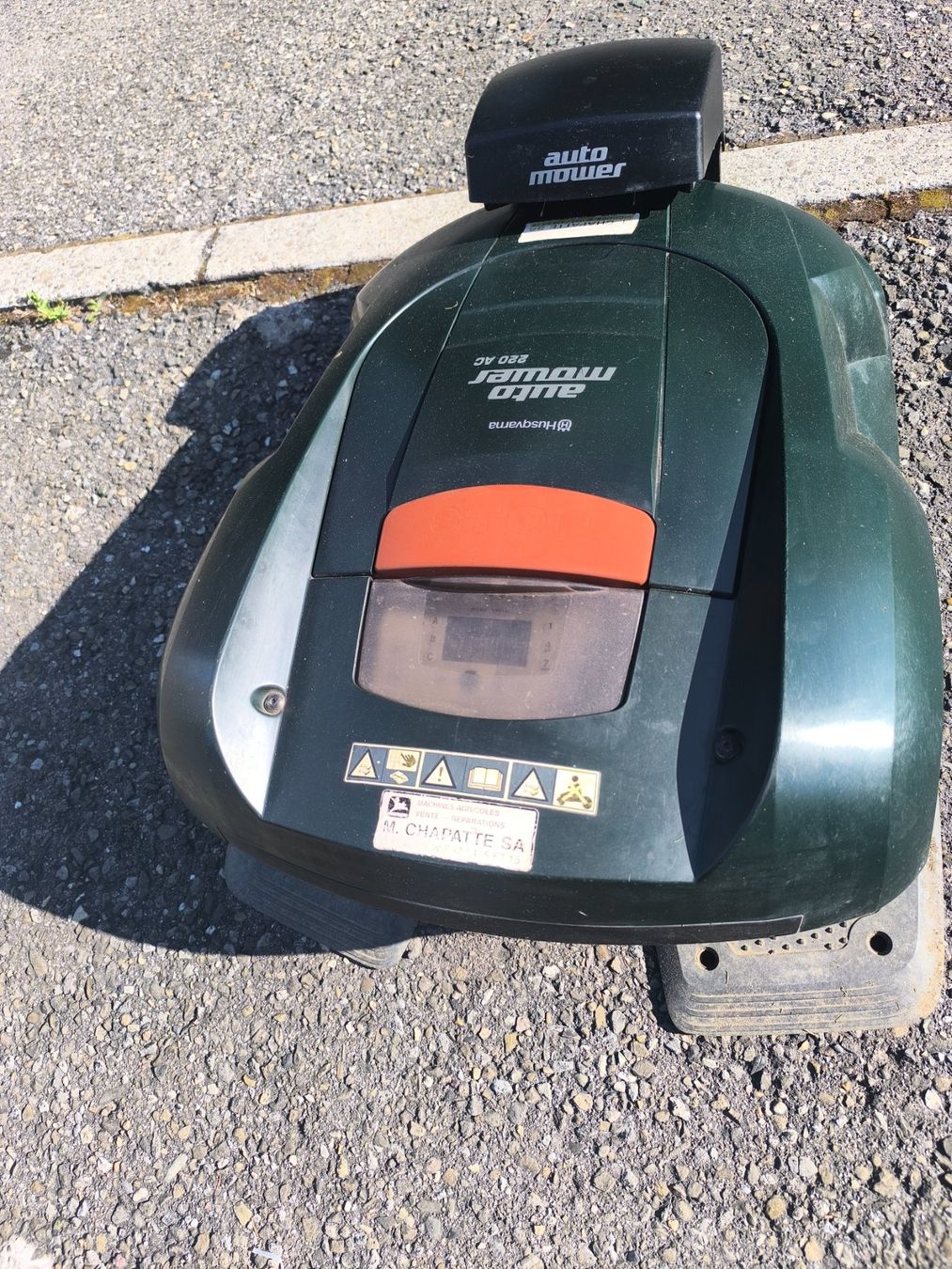 Husqvarna Tondeuses à gazon: Husqvarna Automower 220 AC ab 1.- – D'occasion à Neuenegg par Tanusch 3