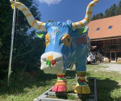 XXL Kunst-Ochse / Kuh-Figur aus Polyester, handbemalt