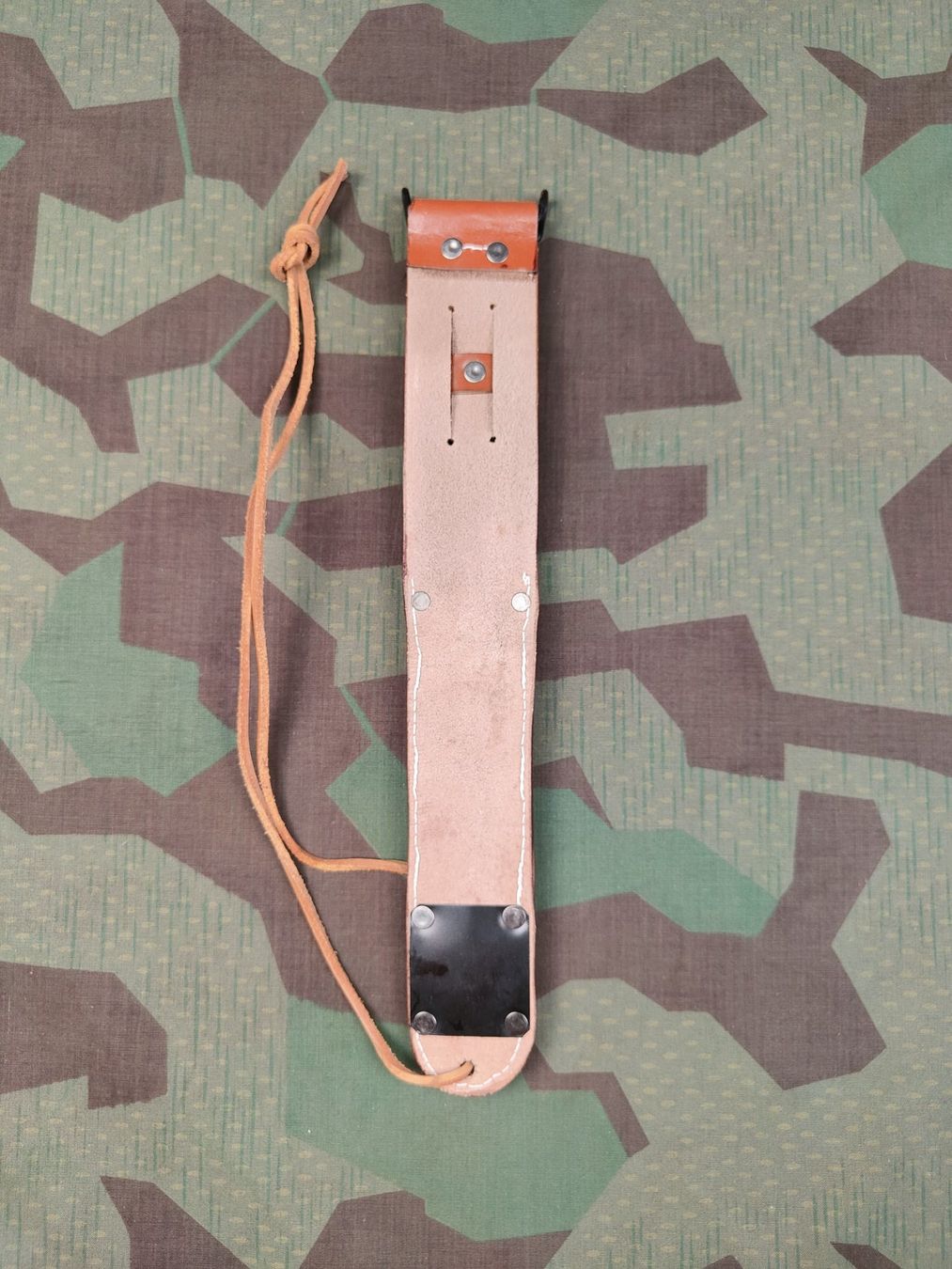 US Army Uniformi: Scheide M6 zu US M3 Kampfmesser, Reproduktion – Nuovo (secondo la descrizione) da Bauma venduto da SwissMilitaria 2
