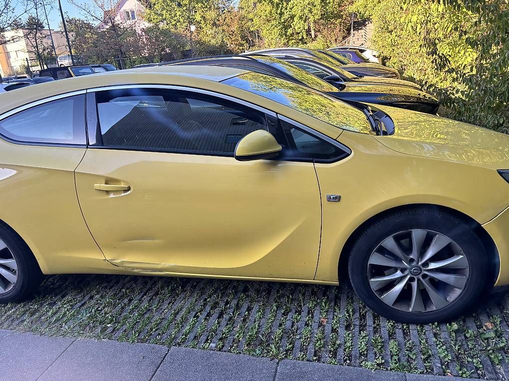 Autos: Opel astra GTC – D'occasion à Zürich par man_8hys 2