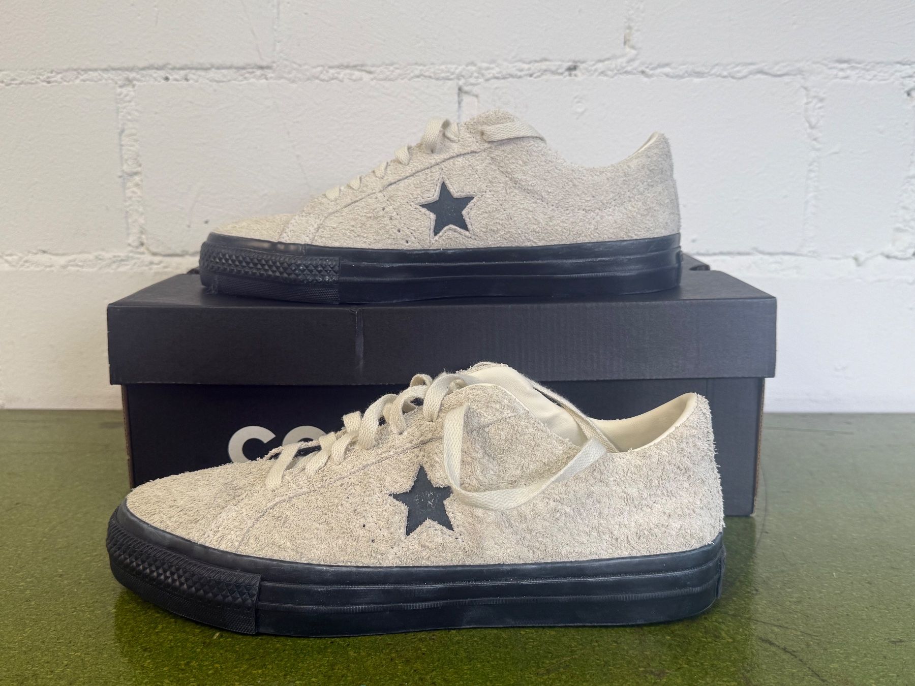 Converse Scarpe da uomo: Converse One Star Limited Edition – Nuovo (secondo la descrizione) da Bättwil venduto da Partner3 7