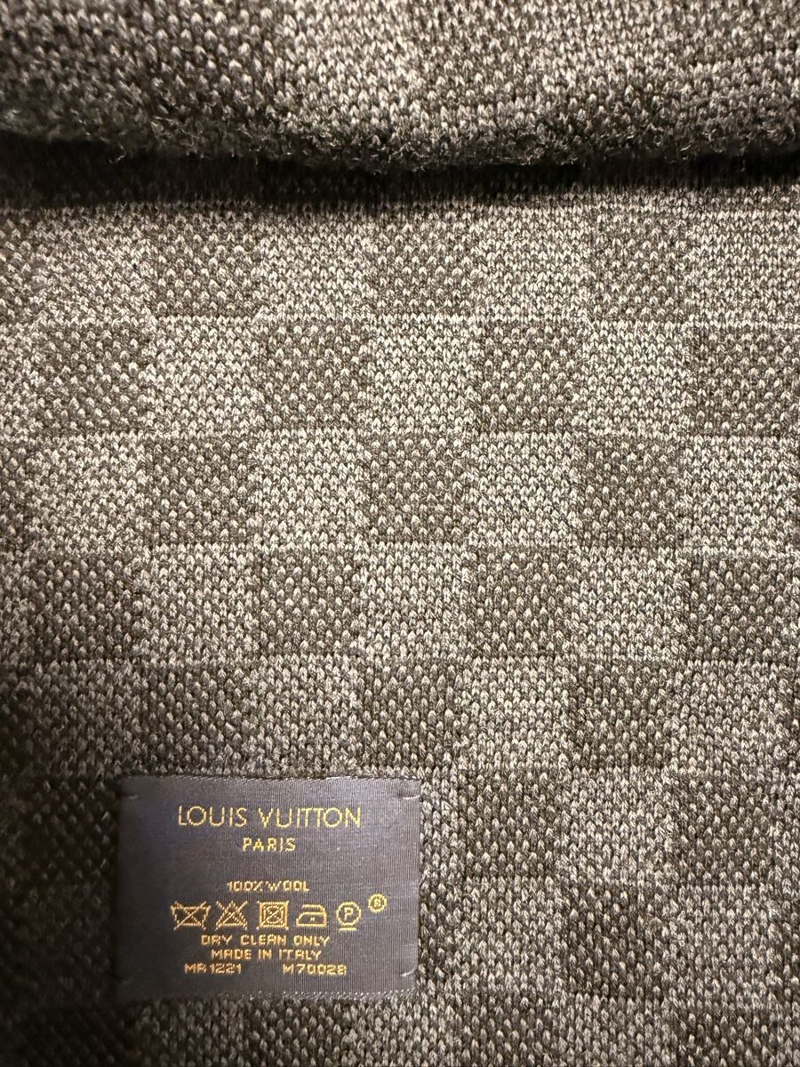 Louis Vuitton Foulard & Sciarpe: Louis Vuitton Petit Damier Schal – Usato da Kloten venduto da skit87