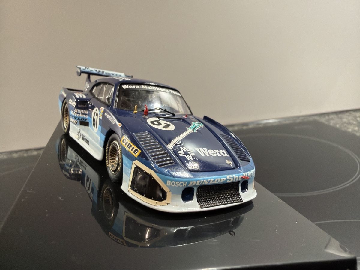 Porsche 935 K3 n° 69 Hawaiian Tropic 24h du Mans 1980 1/43 Spark S5522