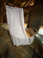 Stubenwagen / Kinderwagen