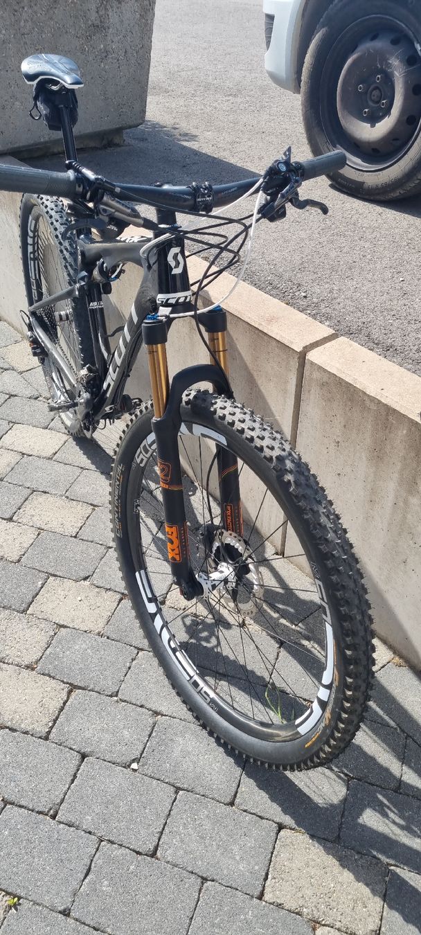 Scott Biciclette: Scott Spark 900 prémium taille L  – Usato da Court venduto da Loico 2