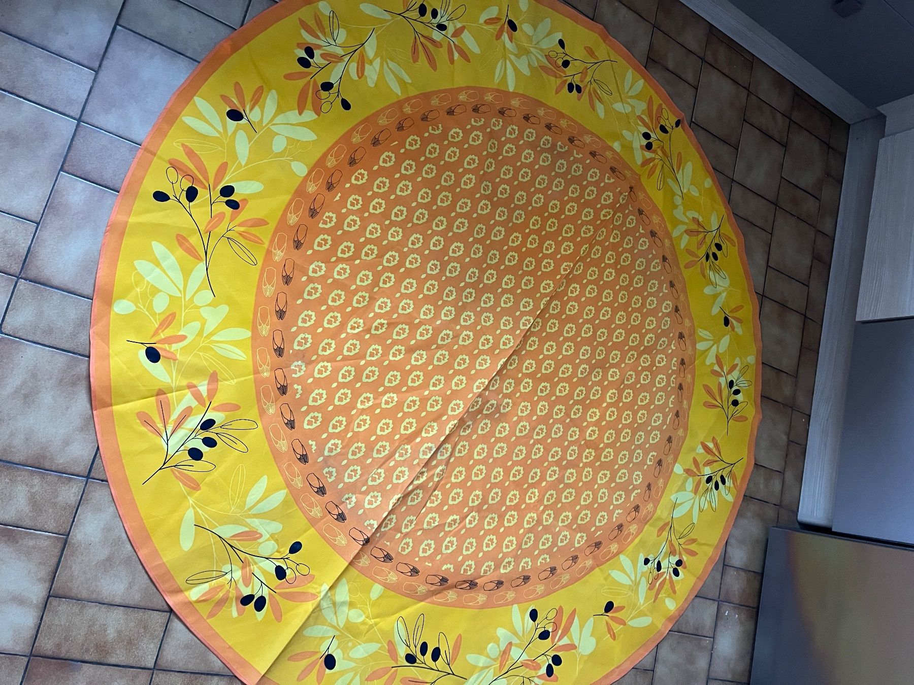 Tutte le decorazioni: Décoration Nappe du sud neuve maman – Nuovo e nell'imballaggio originale da Veyrier venduto da kimedovapa