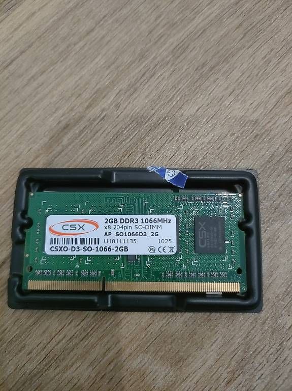 Memoria / RAM: 2GB RAM 1066MHZ SO-DIMM – Usato da Beinwil am See venduto da m4c2005
