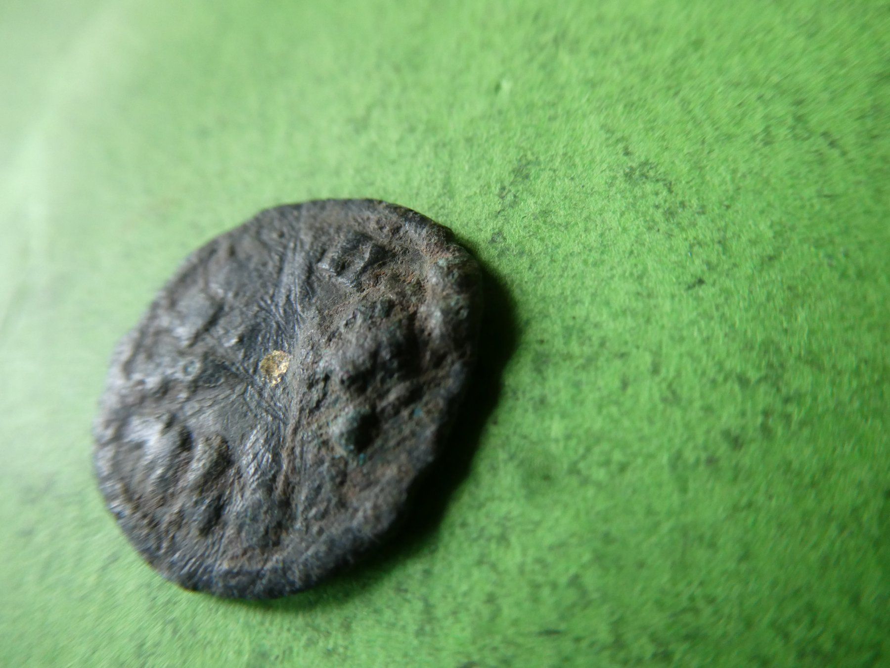 Alle Münzen: uralte   Bronzemünze,  17 mm  1.67   g – Gebraucht aus Hinterforst von Rohusri 3