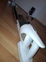 Staubsauger ohne Beutel und Kabel