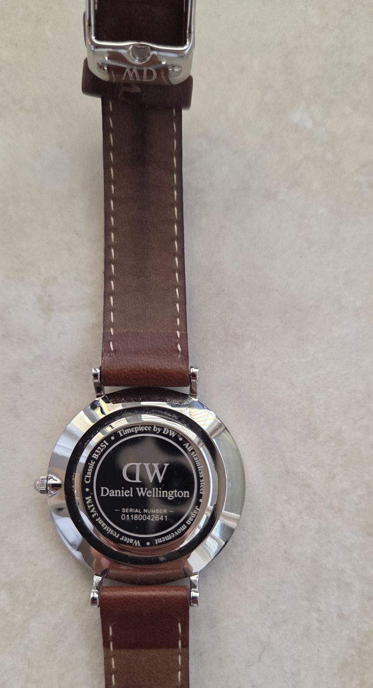 Daniel Wellington Uhren: Daniel Wellington Damenuhr – Gebraucht aus Wetzikon ZH von TingTong1 3