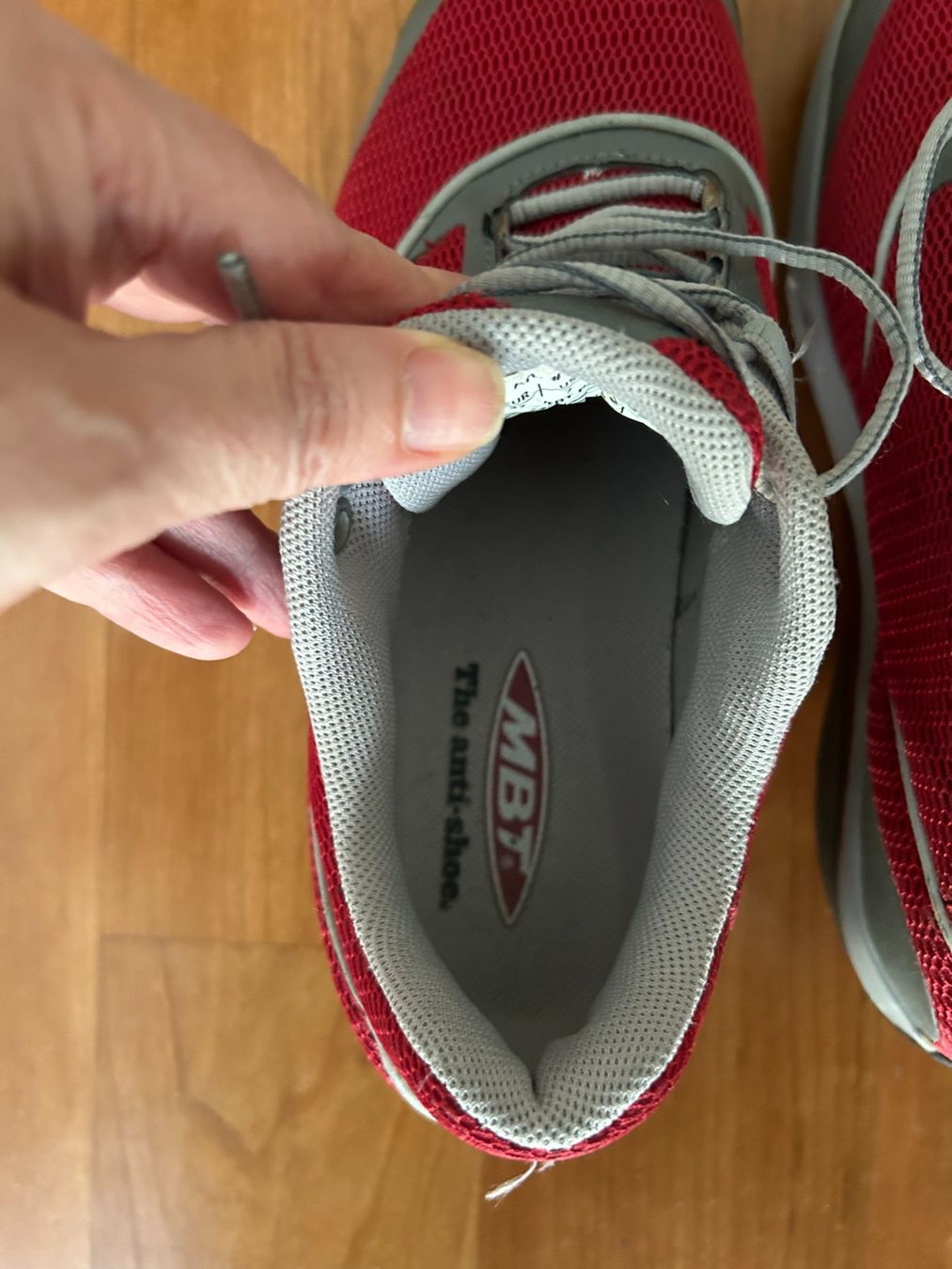 Scarpe da donna: MBT Schuhe – Usato da Binningen venduto da Rose_Basel 1