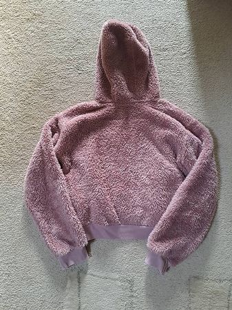 Schöne flauschige Jacke Gr. 164/170
