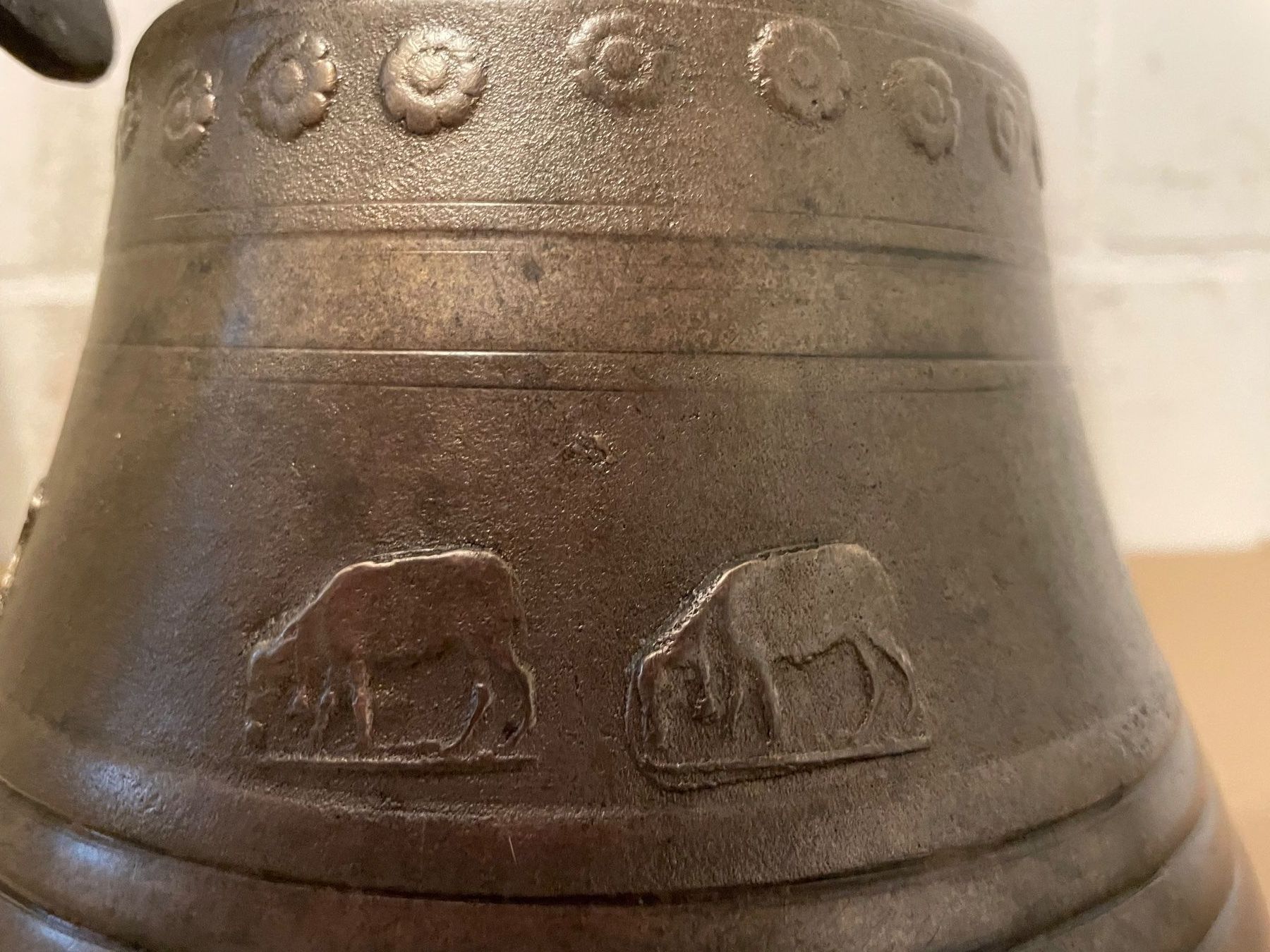 Glocken & Treicheln: Alte Glocke ab 1.00 Fr. – Gebraucht aus Birrhard von magisto52 3