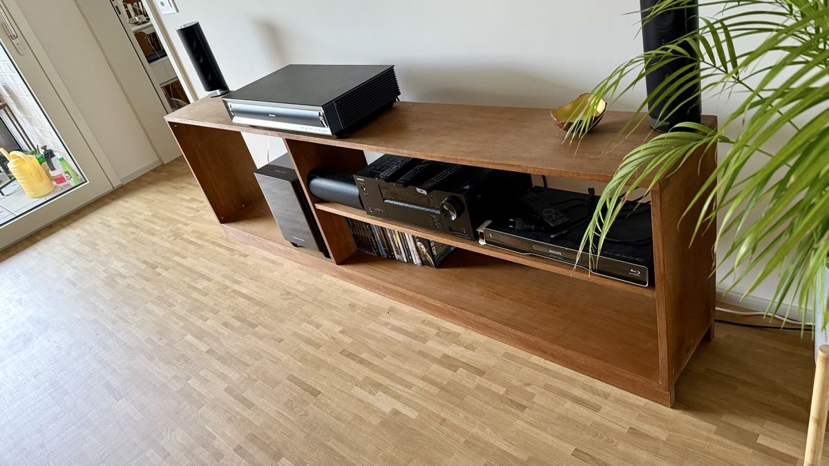 Regale: Vintage-Sideboard offen aus Holz – Gebraucht aus Zürich von c1812 3
