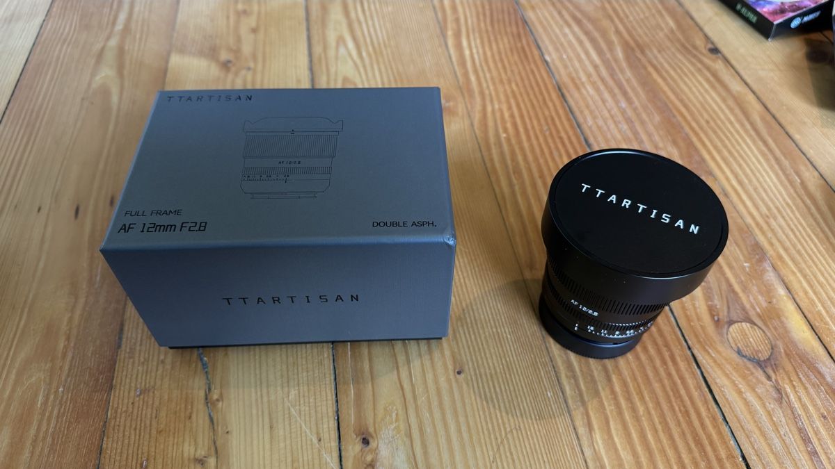 Ttartisan Obiettivi: TT Artisan 12mm F/2.8 AF FF Sony E Mount – Nuovo e nell'imballaggio originale da Buckten venduto da Benjaminbuckten