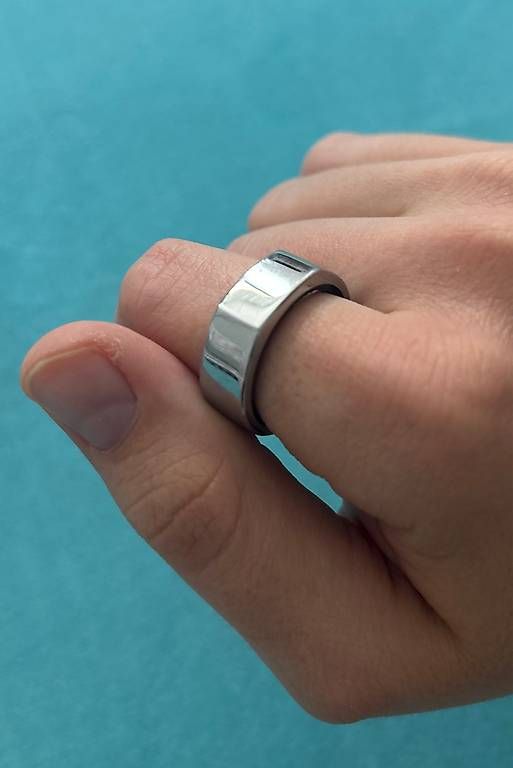 Anelli: Oura Ring Gen 3, Silver, Size 8 – Usato da Wädenswil venduto da Sladerach4 2