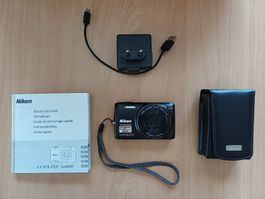 Nikon COOLPIX S6800 Digitalkamera mit Zubehör
