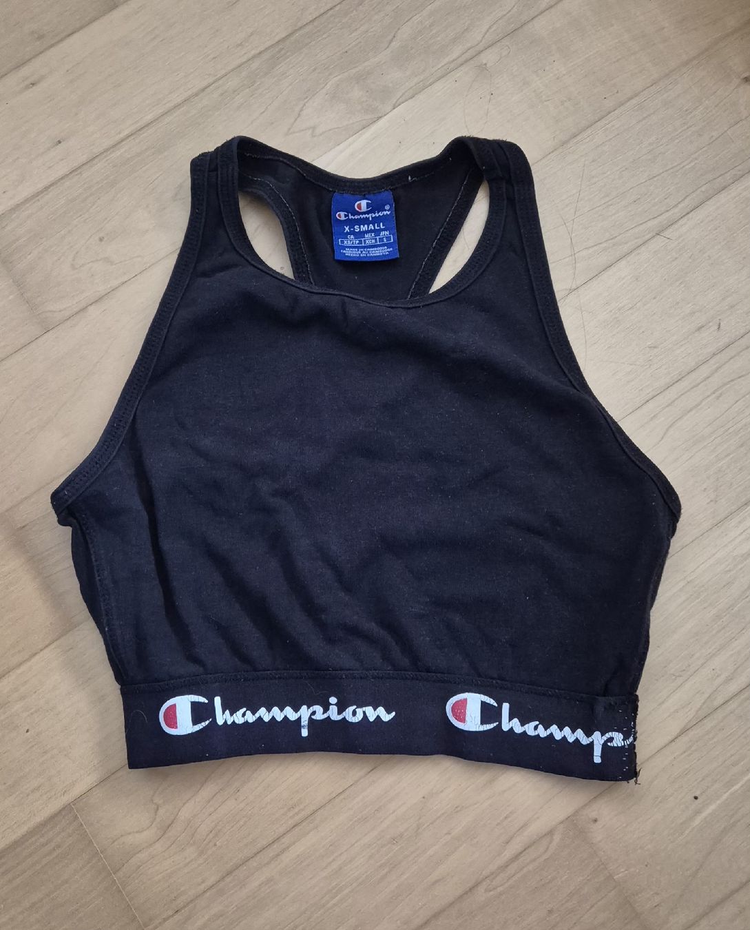 Champion Altra biancheria intima: Brassière Champion – Usato da Cheseaux-Lausanne venduto da cloe.ly_n.