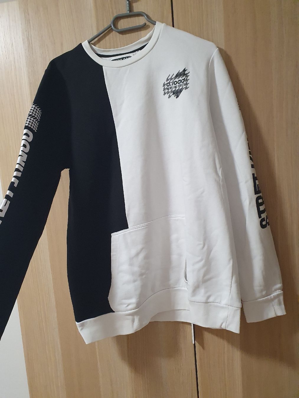 Maglioni & Felpe: Sweatshirt bicolor Grösse 182 Neuwertig – Nuovo (secondo la descrizione) da St.Gallen venduto da Avena135 1