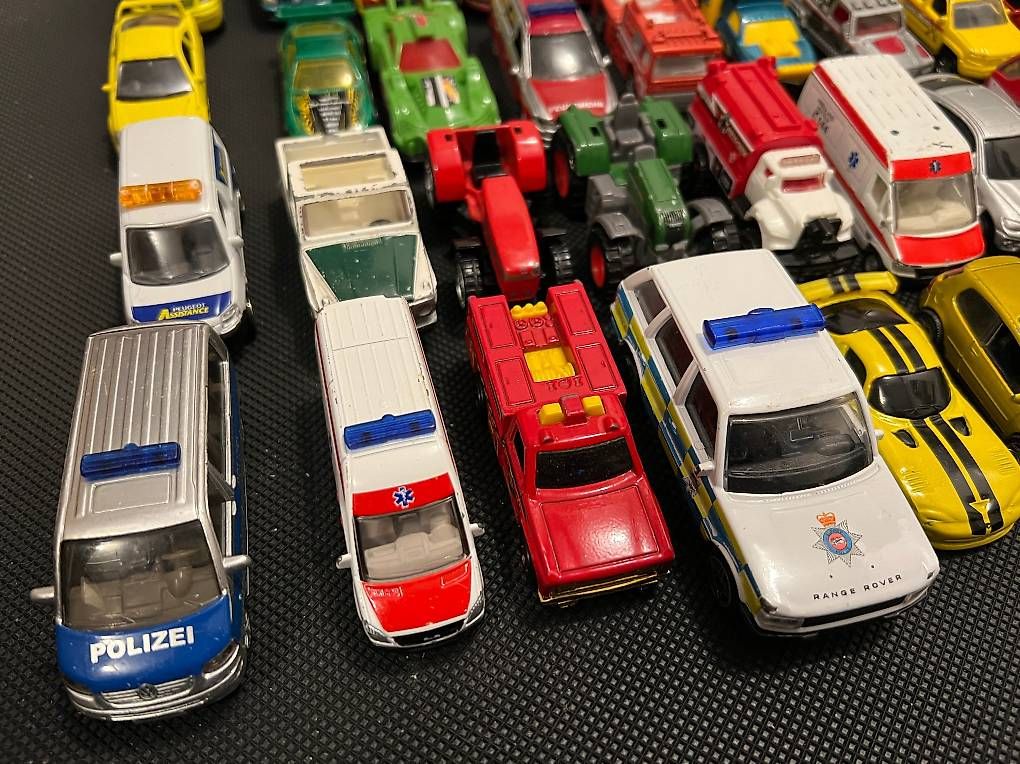 Giocattoli: 33 Matchbox Spielzeugautos – Usato da Hirschthal venduto da rooblue 3