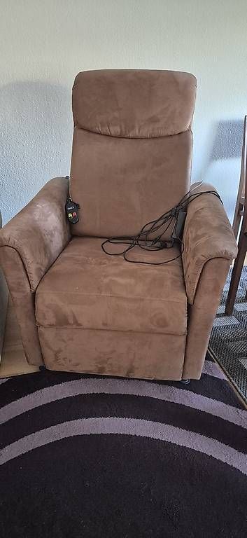 Poltrone: Elektrisch Relax Sessel – Usato da Wittenbach venduto da giolu