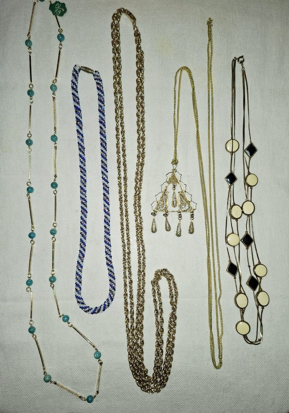 Autres bijoux: * 5 Halsketten * – D'occasion à Weiningen ZH par nic--ole 2
