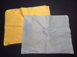 100x Mikrofasertuch für Brillen / Lingette pour lunettes