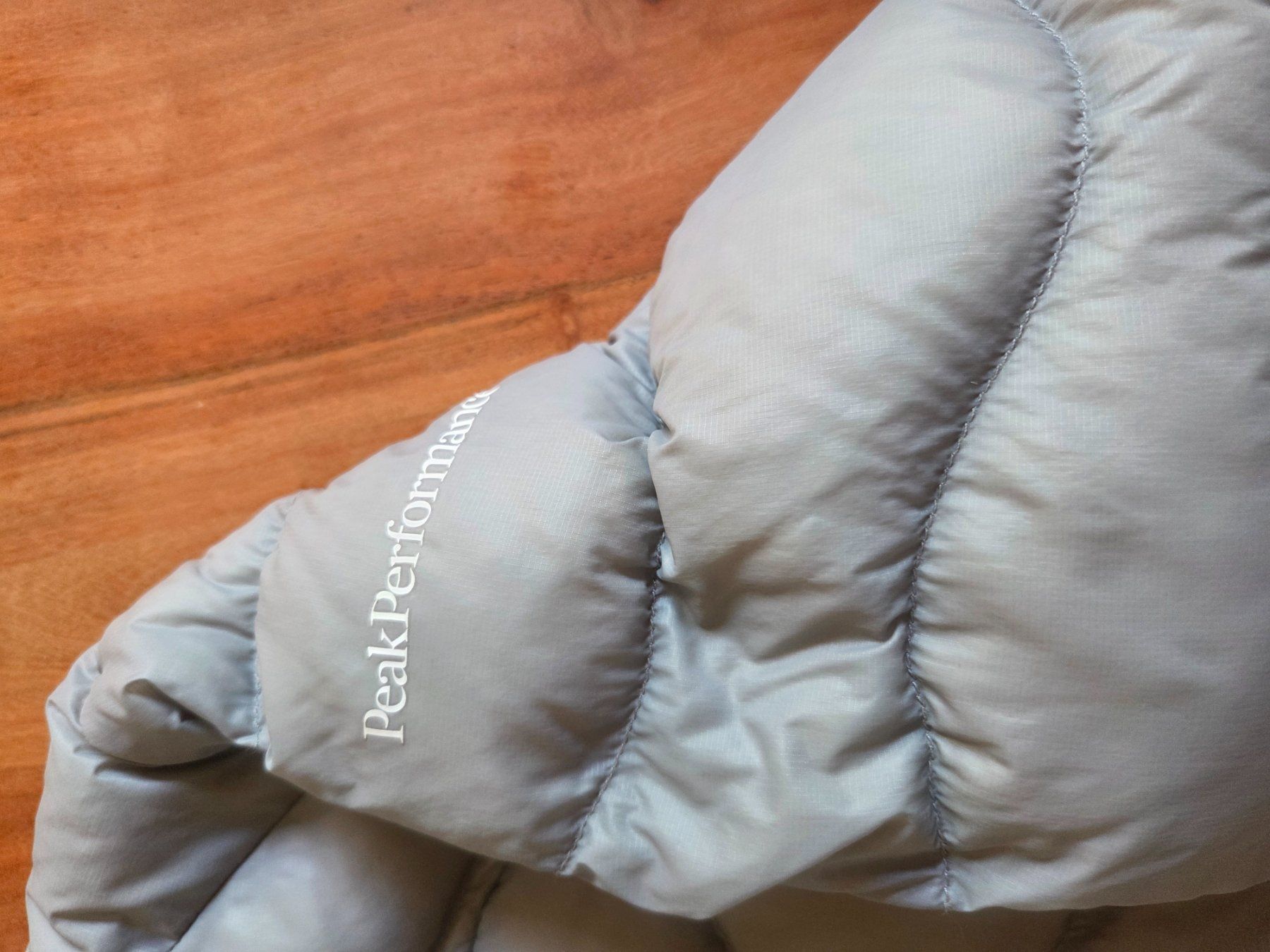 Peak Performance Vestes: giacca  peak performance – D'occasion à Giumaglio par sca_8sfv 2
