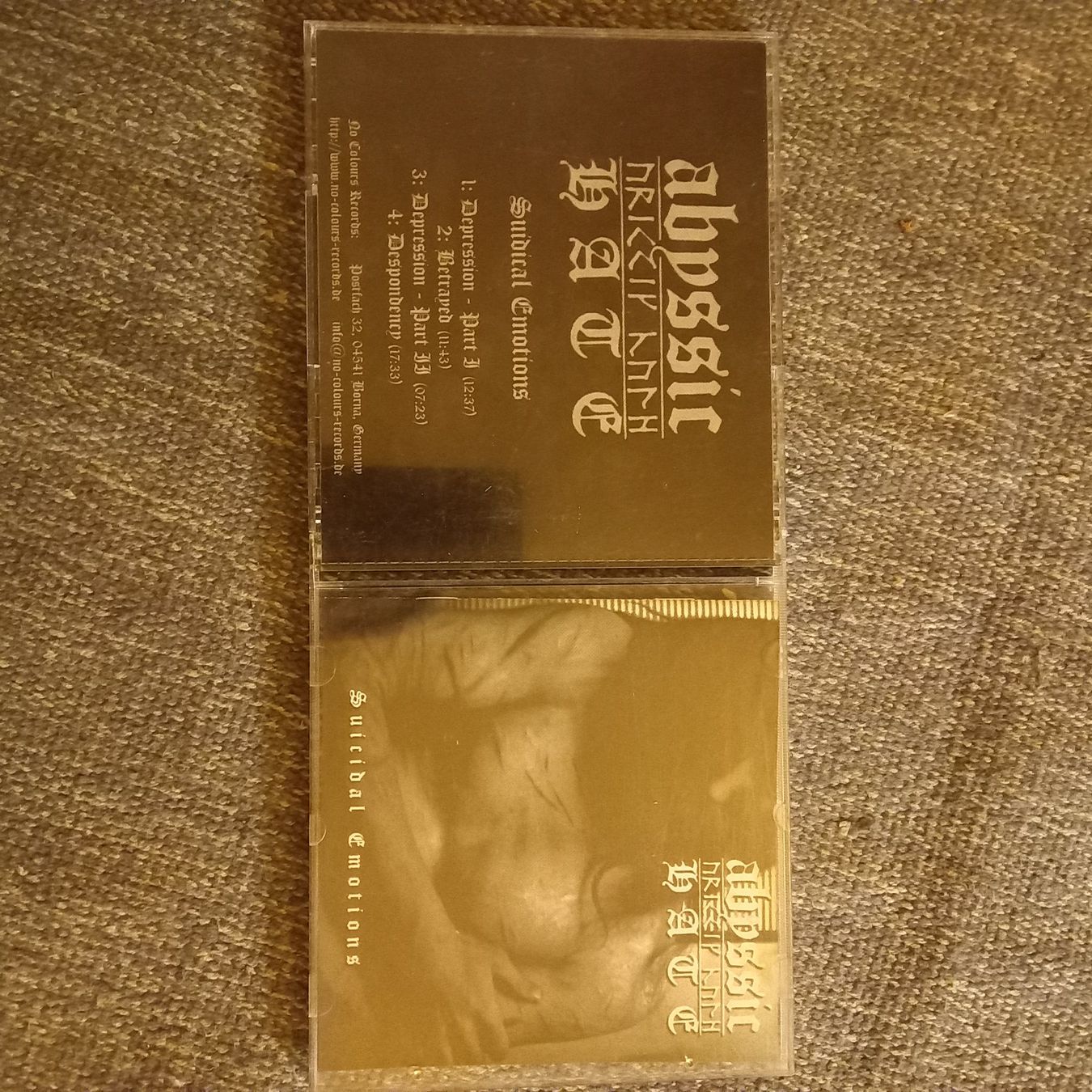 CDs: Abyssic hate - suicidal... – D'occasion à St-Cergue par VeganWarrior