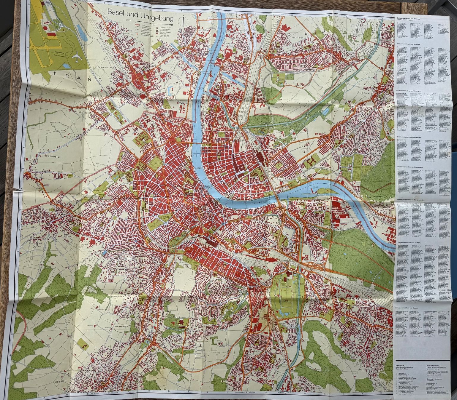 Cartine & Atlanti: Ancien Plan de Bâle 1979 - Offizieller Stadtplan Basel – Usato da La Tour-de-Peilz venduto da 3RST 2