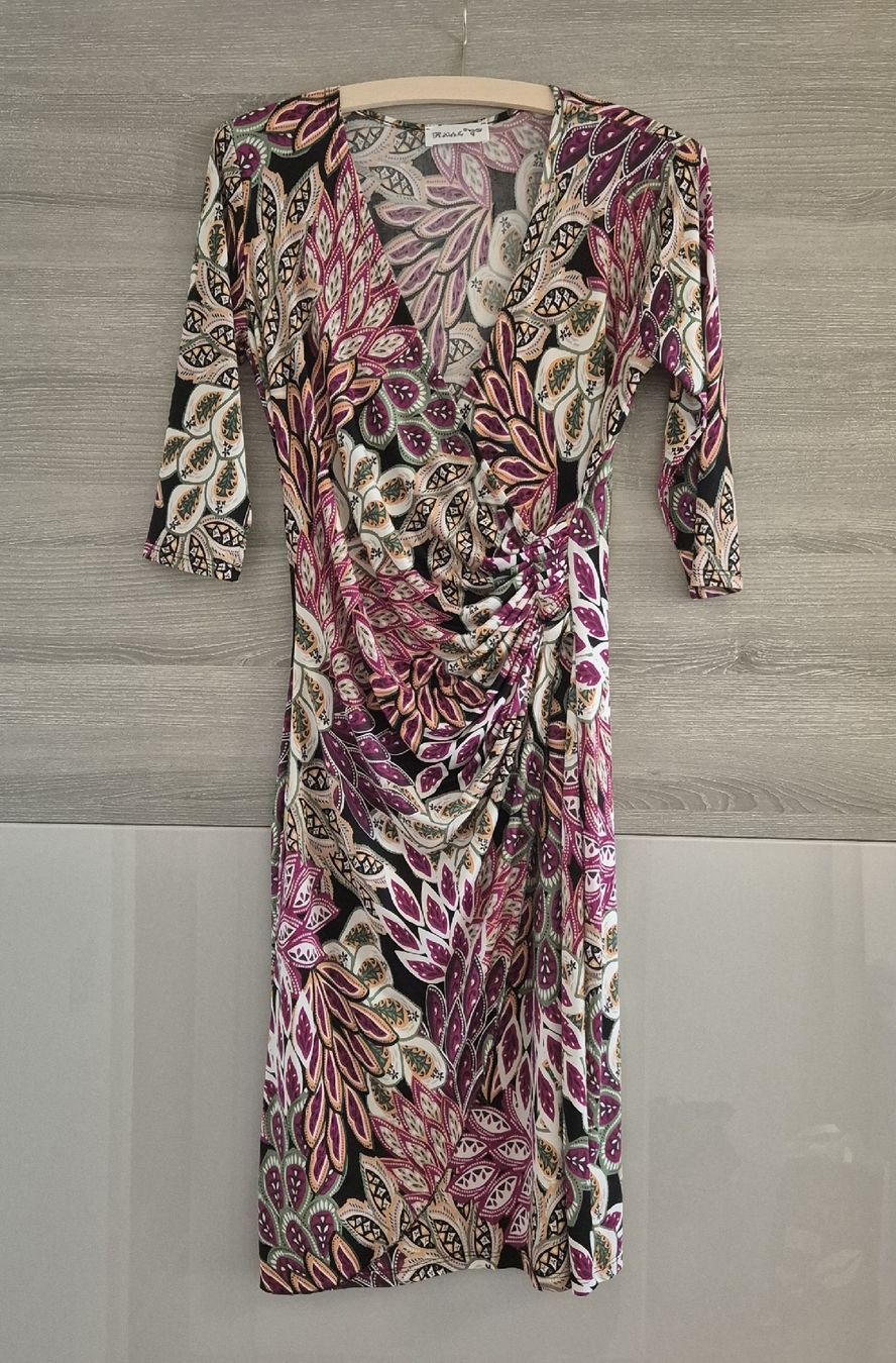 Robes: Robe de la marque "Revd'elle" – Neuf (Voir description) à Cheseaux-sur-Lausanne par Nono031