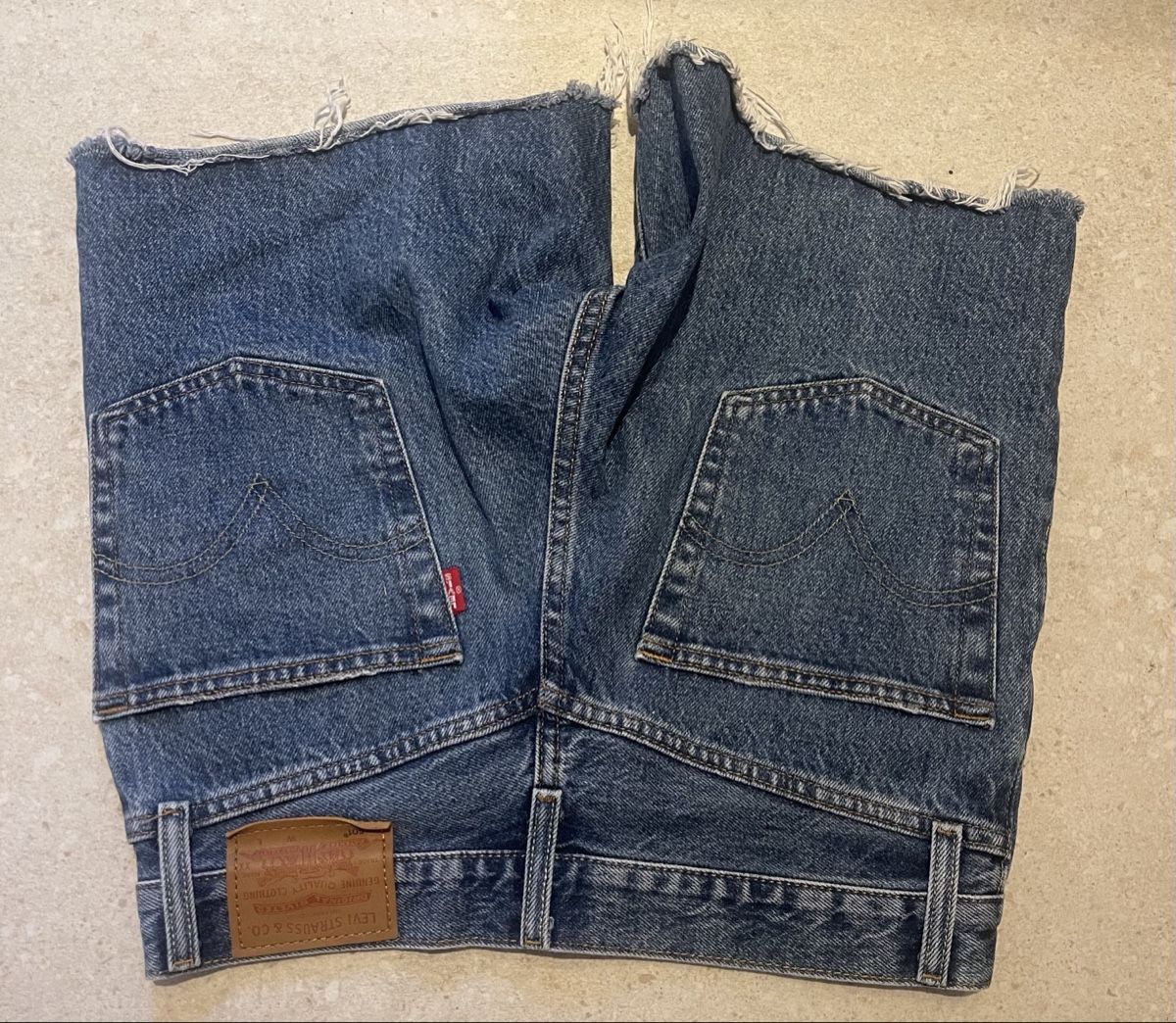 Levi's Jeans: Levi's Denim short 501 W24 – Usato da Cousset venduto da Flo.gumy