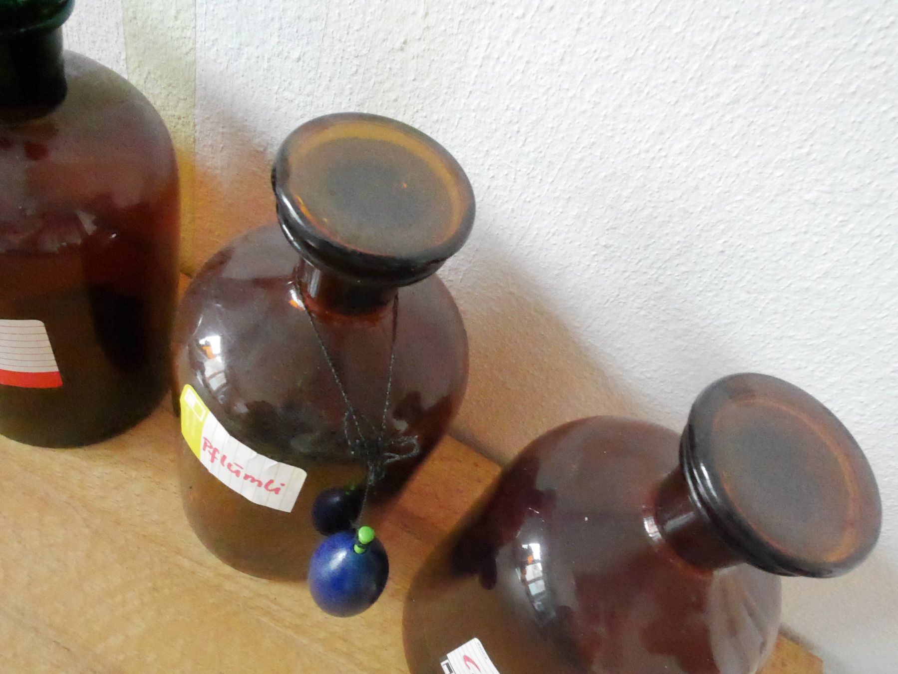 Laborzubehör: 4 antike Apothekerflaschen, Sammlung, Bar etc. – Gebraucht aus Herzogenbuchsee von fuckjava 1